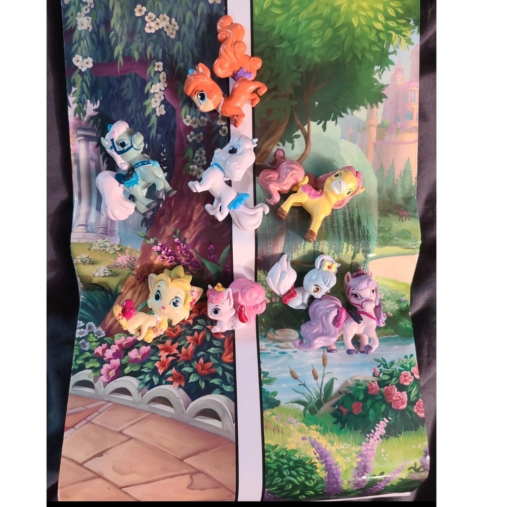 Disney Princess Palace Pets Busy Book MAT & Mini Figurines